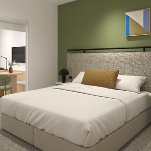 Superior One-Bedroom Apartment Balcony